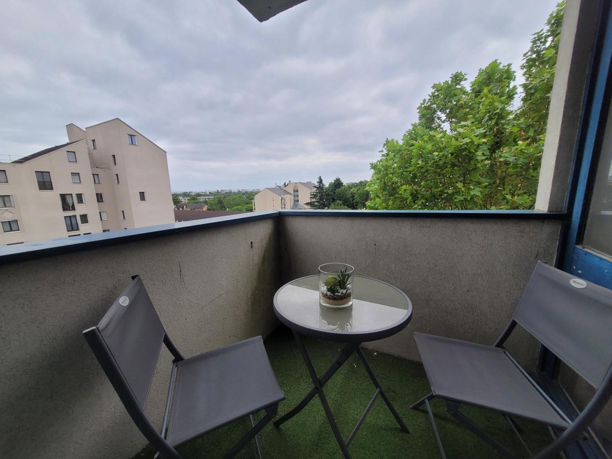 Parisian Retreat Pour 5 Personnes - 12 Min De Paris - Proche Gare Apartamento Deuil-la-Barre Exterior foto
